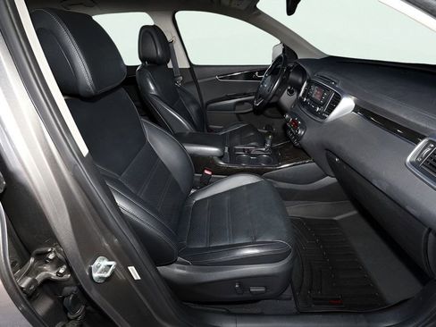 Used 2016 Kia Sorento EX w/ EX Premium Package image 12