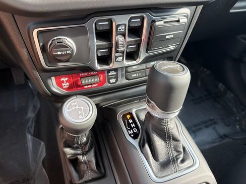 New 2026 Jeep Gladiator Rubicon AWD/4WD image 26