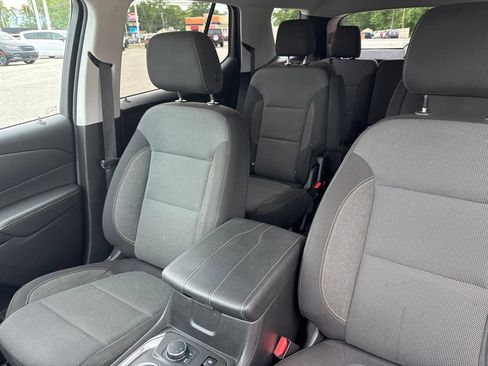 Used 2021 Chevrolet Traverse LT FWD image 50