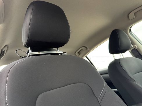 Used 2024 Nissan Sentra S FWD image 17