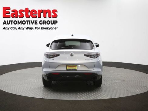 Used 2024 Alfa Romeo Stelvio Sprint image 37