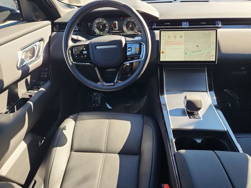 Used 2026 Land Rover Range Rover Velar S image 4