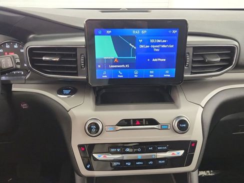 Used 2022 Ford Explorer XLT w/ Equipment Group 202A image 15