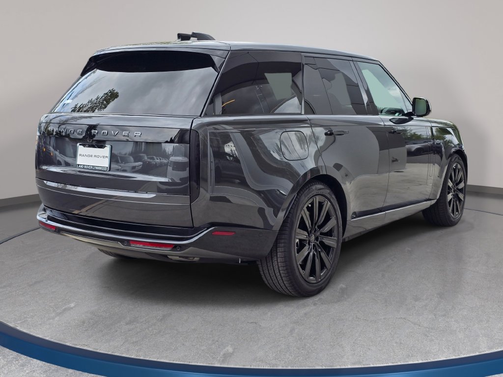 New 2026 Land Rover Range Rover SE AWD/4WD image 5