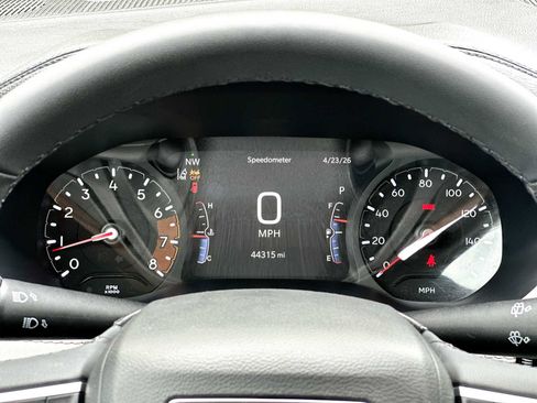 Used 2025 Jeep Compass Limited AWD/4WD image 19