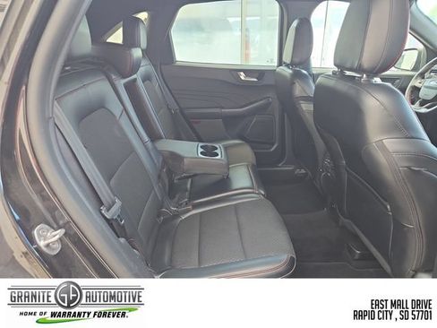 Used 2025 Ford Escape ST-Line Select AWD/4WD image 35