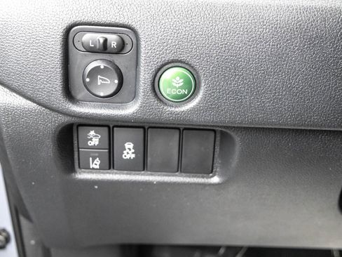 Used 2022 Honda Pilot TrailSport image 17