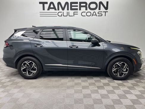Used 2023 Kia Sportage LX FWD image 4