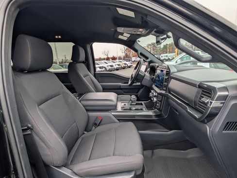 Certified 2022 Ford F150 XLT w/ Equipment Group 302A High image 10