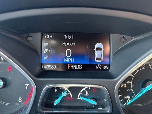 Used 2017 Ford Escape Titanium AWD/4WD image 13