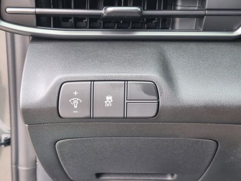 New 2026 Hyundai Elantra Sport FWD image 27