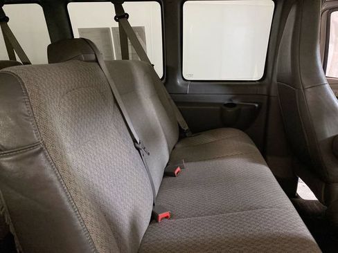 Used 2016 Chevrolet Express 3500 LT w/ LT Preferred Equipment Group RWD image 28