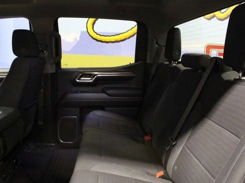 Used 2024 Chevrolet Silverado 1500 LT AWD/4WD image 14