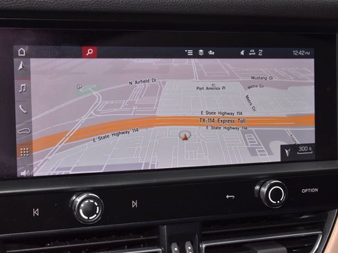 Used 2023 Porsche Macan S image 28