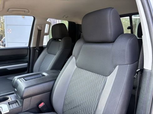 Used 2017 Toyota Tundra SR5 w/ TRD Off Road Package image 15