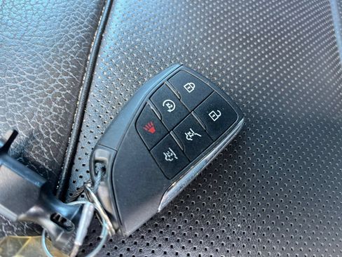 Used 2023 GMC Yukon Denali RWD image 22