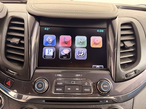 Used 2015 Chevrolet Impala LTZ image 25