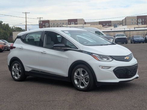 Used 2021 Chevrolet Bolt LT image 1