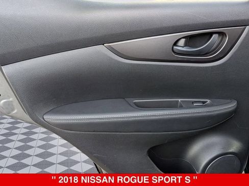 Used 2018 Nissan Rogue Sport S w/ S Appearance Package AWD/4WD image 28