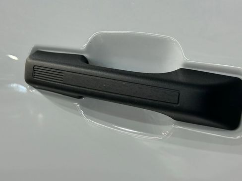 New 2026 Ford Maverick XL AWD/4WD image 16
