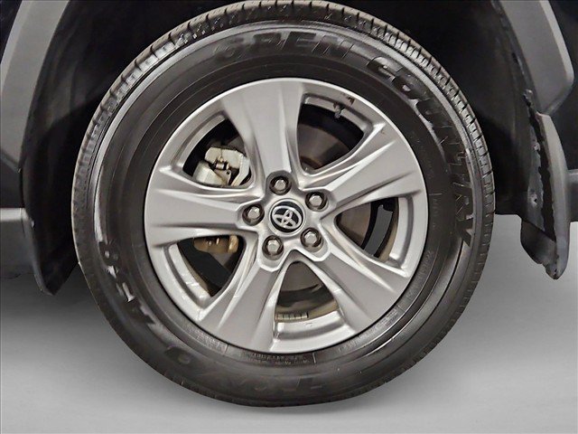 Used 2024 Toyota RAV4 XLE AWD/4WD image 22