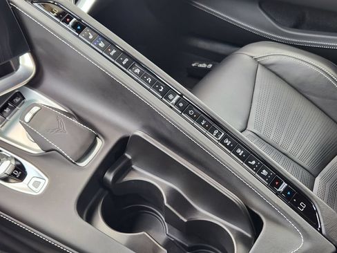 Certified 2021 Chevrolet Corvette Stingray Premium Cpe w/ Z51 Performance Package RWD image 20