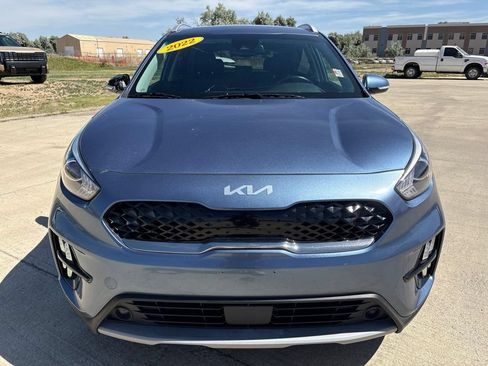 Used 2022 Kia Niro EX Premium FWD image 8
