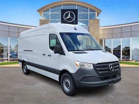 New 2025 Mercedes-Benz Sprinter 2500 image 6