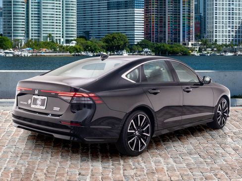 New 2024 Honda Accord Touring image 5