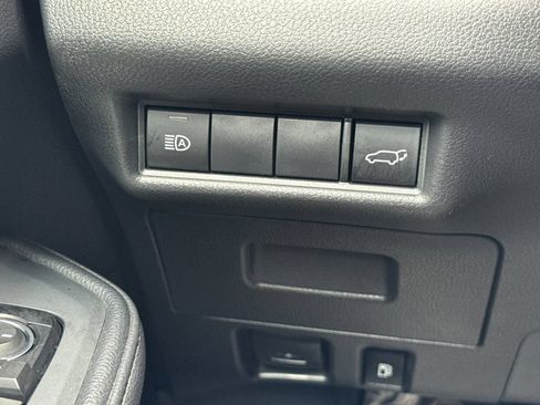 Certified 2025 Toyota Grand Highlander FWD image 34
