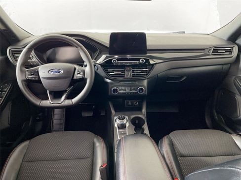 Used 2025 Ford Escape ST-Line Select AWD/4WD image 29
