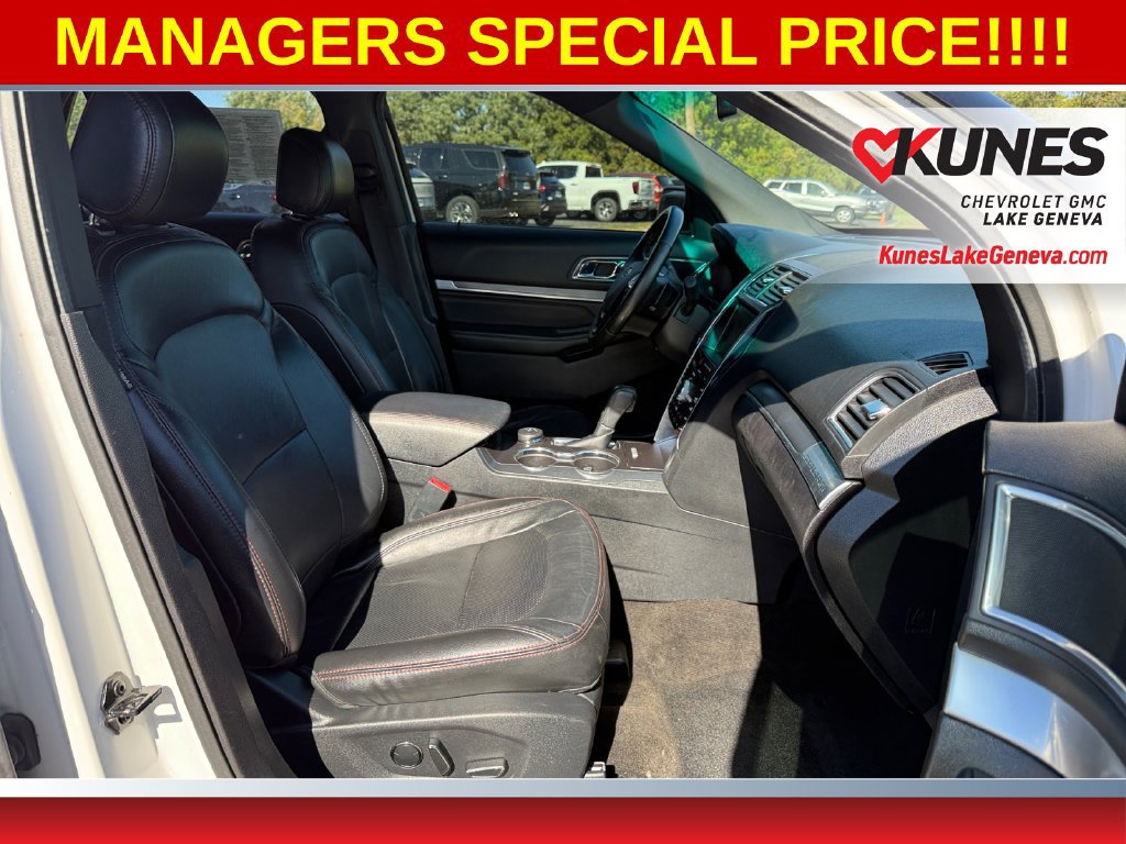 Used 2016 Ford Explorer Sport AWD/4WD image 40