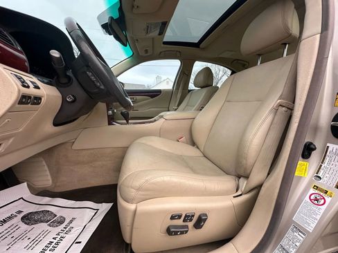 Used 2012 Lexus LS 460 AWD image 11