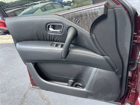 Used 2024 Nissan Armada Platinum w/ Captain's Chairs Package AWD/4WD image 21