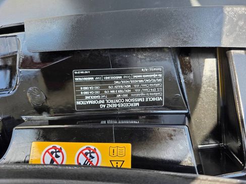 Used 2021 Mercedes-Benz Sprinter 2500 image 24