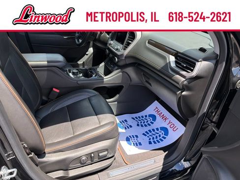 Used 2023 GMC Acadia AT4 w/ Preferred Package AWD/4WD image 8