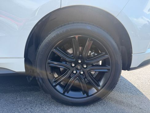 Used 2021 Ford Edge ST-Line AWD/4WD image 9