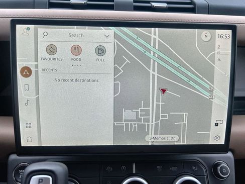 New 2026 Land Rover Defender 130 X-Dynamic SE AWD/4WD image 25
