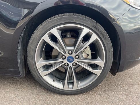 Used 2020 Ford Fusion Titanium AWD/4WD image 5