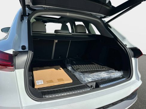 New 2025 Audi Q5 Prestige image 10