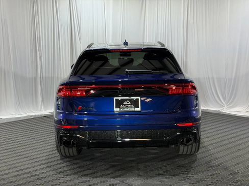 Used 2022 Audi RS Q8 w/ Black Optic Package AWD/4WD image 8