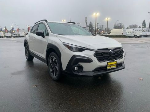 Used 2024 Subaru Crosstrek 2.5i Limited image 8