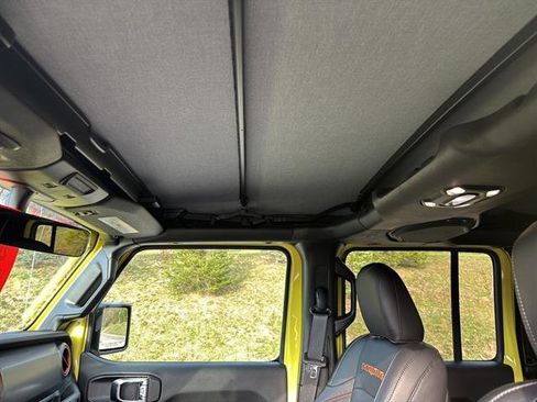 Used 2023 Jeep Gladiator Mojave w/ Cold Weather Group image 15