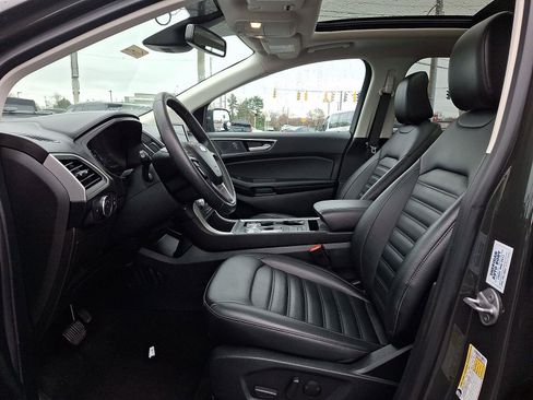Certified 2022 Ford Edge SEL w/ Convenience Package AWD/4WD image 10