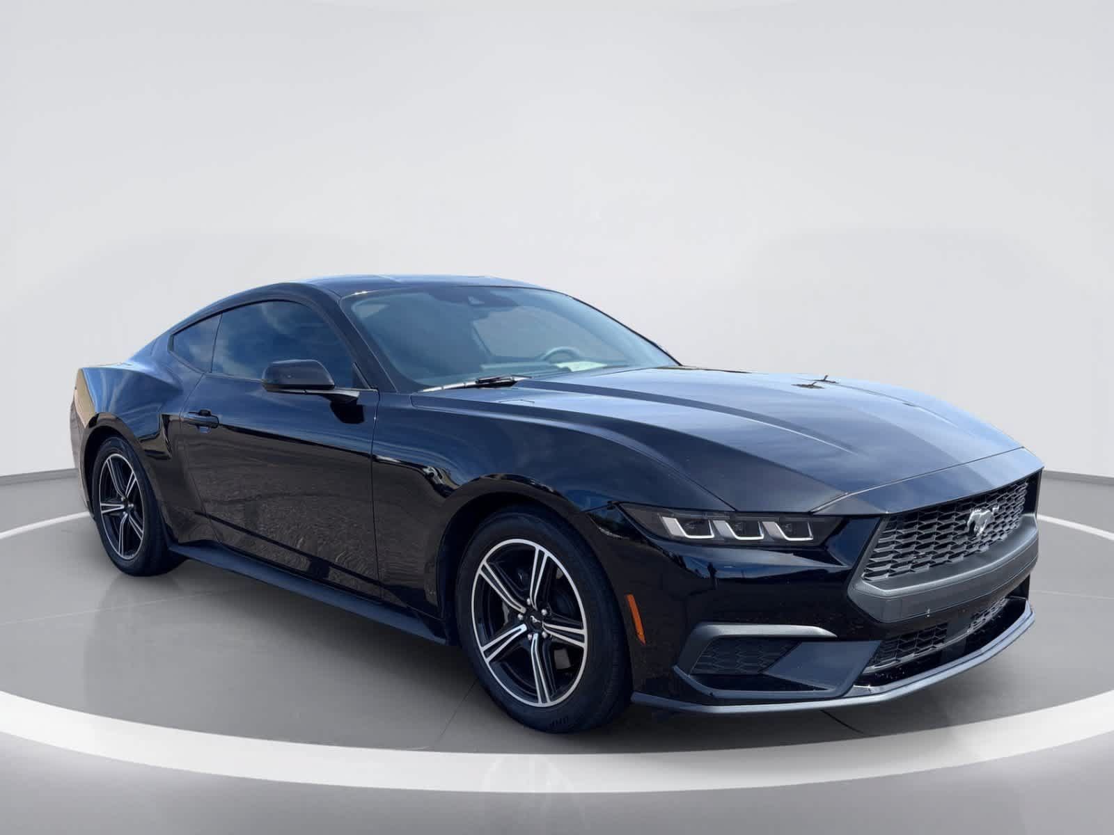 Used 2024 Ford Mustang Coupe RWD image 7