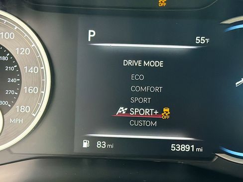 Used 2023 Genesis G70 2.0T image 28