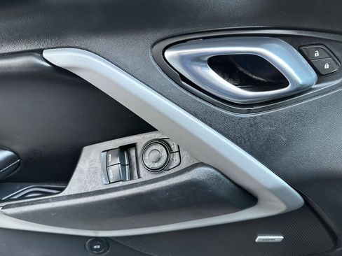 Used 2018 Chevrolet Camaro LT w/ Redline Edition image 11