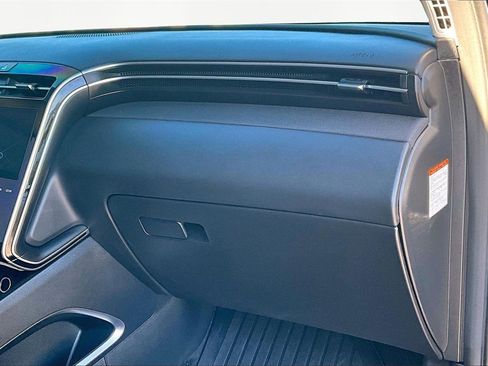 Used 2024 Hyundai Tucson Limited image 17
