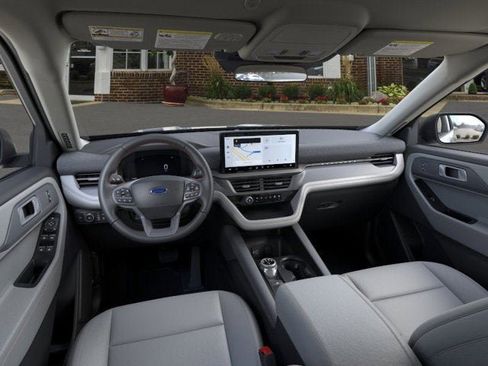 New 2026 Ford Explorer Active AWD/4WD image 32