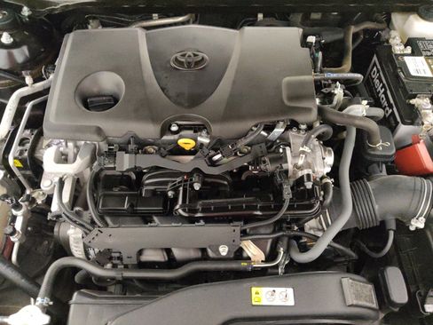 Used 2022 Toyota Camry SE w/ Convenience Package FWD image 30